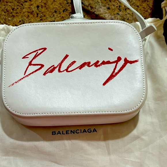 BALENCIAGA Everyday XS Camera Bag - Picture 3 of 3